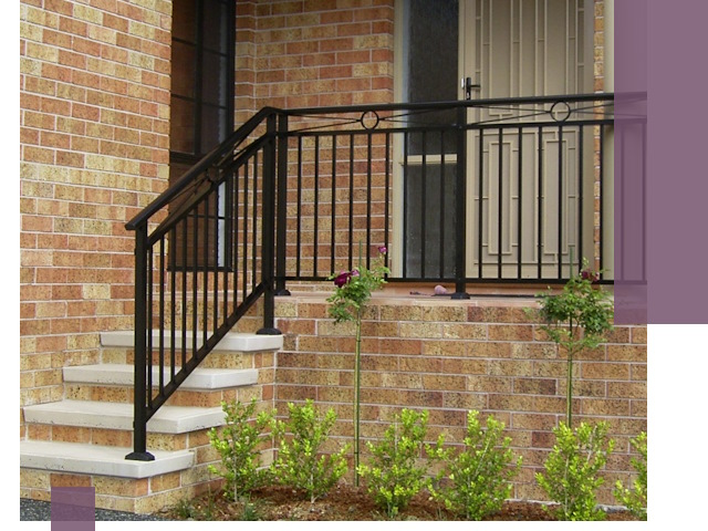 Уличные перила из металла под ключ в Чернушке