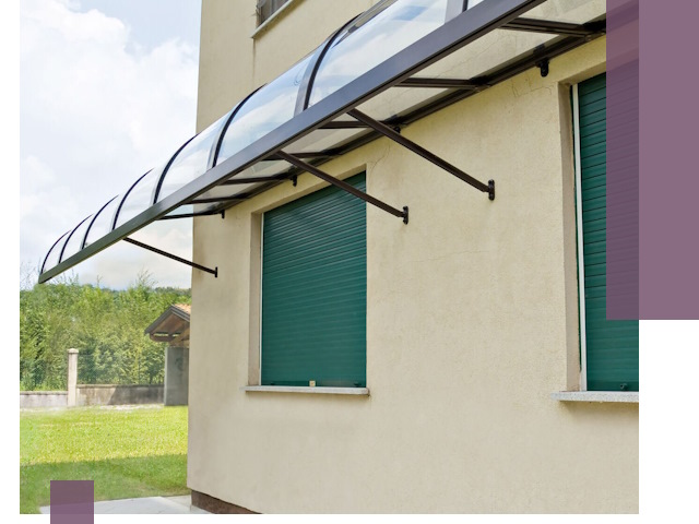 Козырьки над окнами в Чернушке — изготовление и монтаж по выгоде