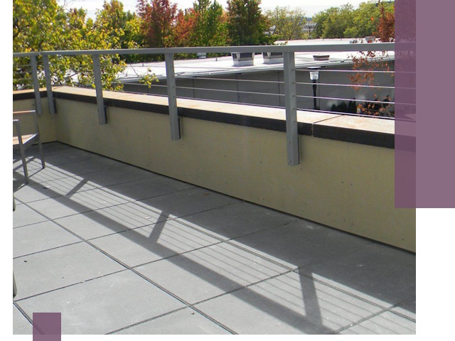 Металлические парапеты под ключ в Чернушке: монтаж и изготовление