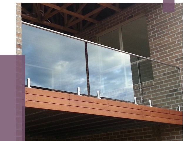Стеклянные парапеты на крыше и террасе в Чернушке от 11426 руб. | ПРОЛЁТ-Чрш